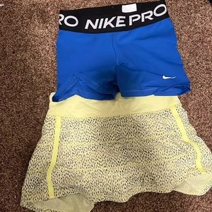 Blue Nike pro and RARE lululemon Dottie dash skirt Bundle